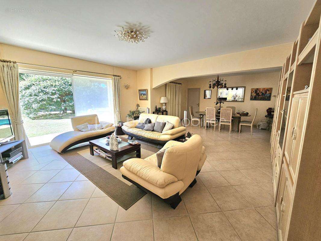 Villa de 210 m2 au calme et sans vis à vis - photo 3