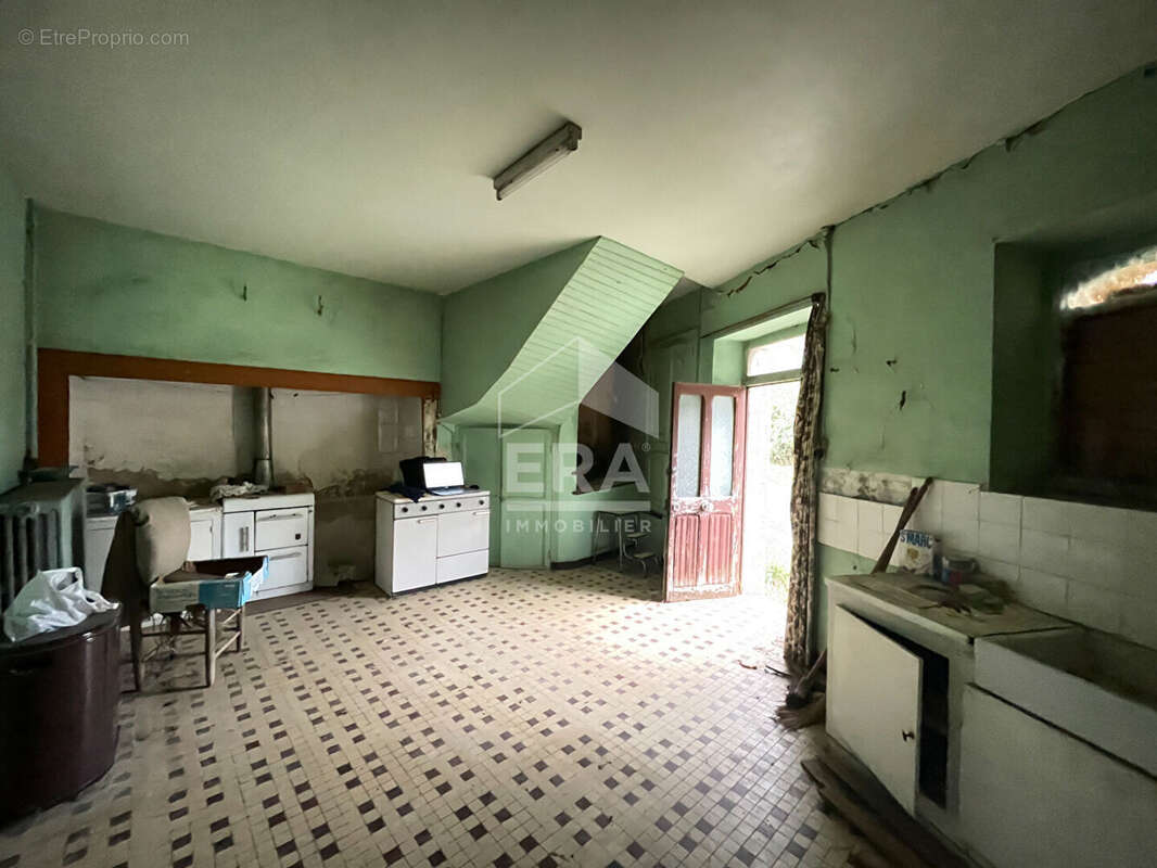 Maison à CUBJAC