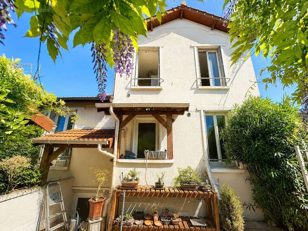 Maison à SUCY-EN-BRIE