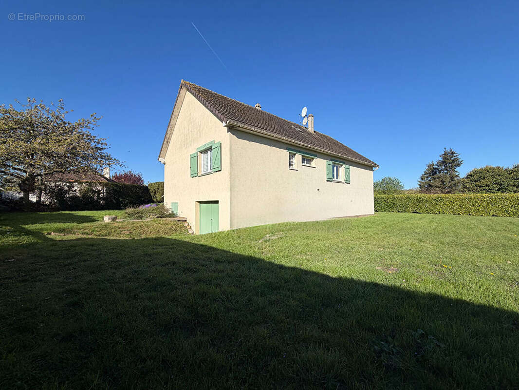 Maison à LE PLESSIS-GROHAN