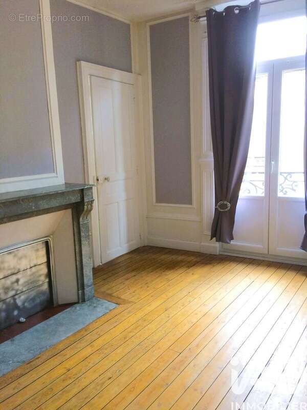 Photo 2 - Appartement à SAINT-QUENTIN