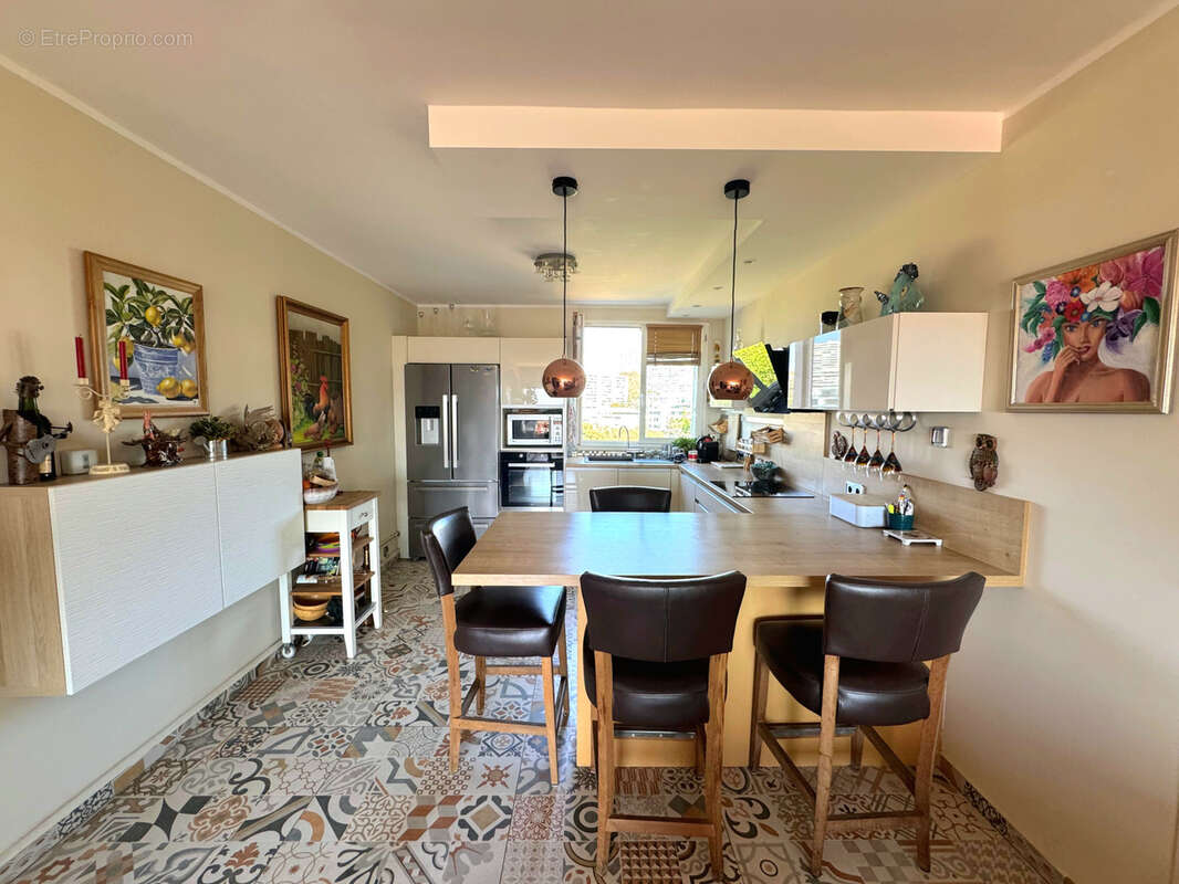 Appartement à MARSEILLE-9E