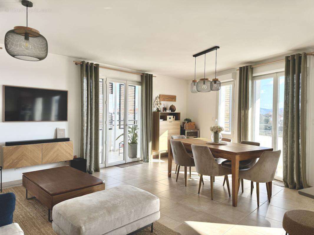 Appartement à MARSEILLE-15E