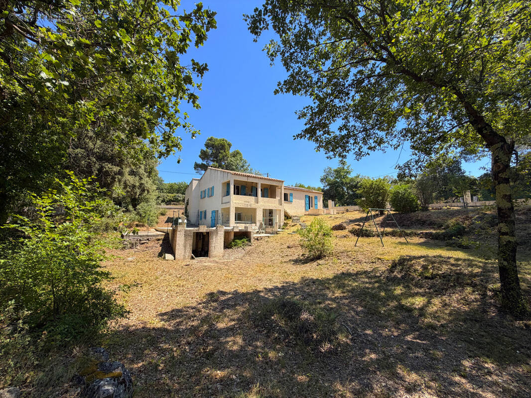 Maison à SILLANS-LA-CASCADE