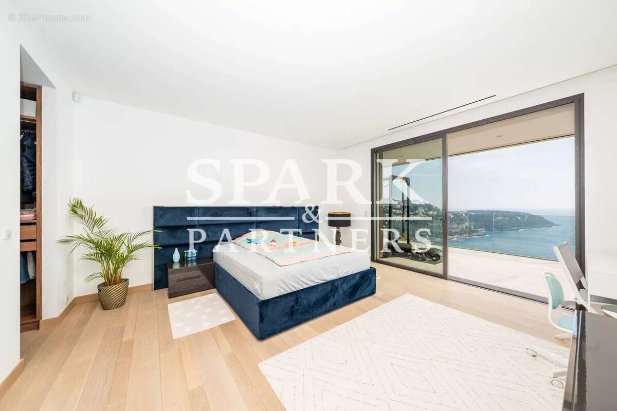 Maison à ROQUEBRUNE-CAP-MARTIN