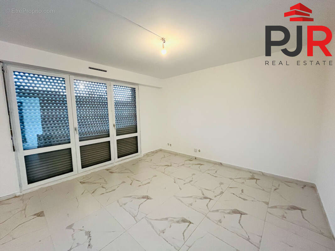 Commerce à HEILLECOURT