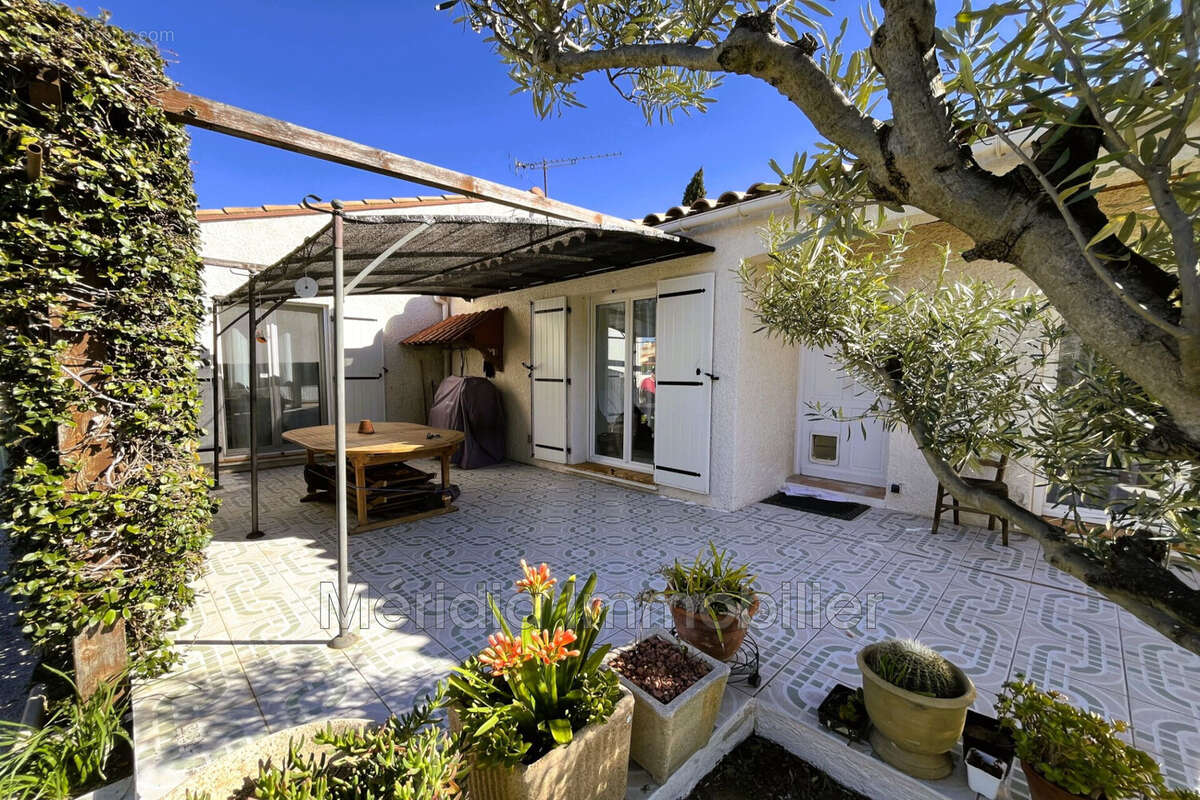 Maison à MILLAS