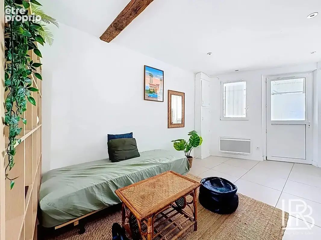 À vendre T2 rénové 30 m² Marseille 6 - Vauban - photo 4
