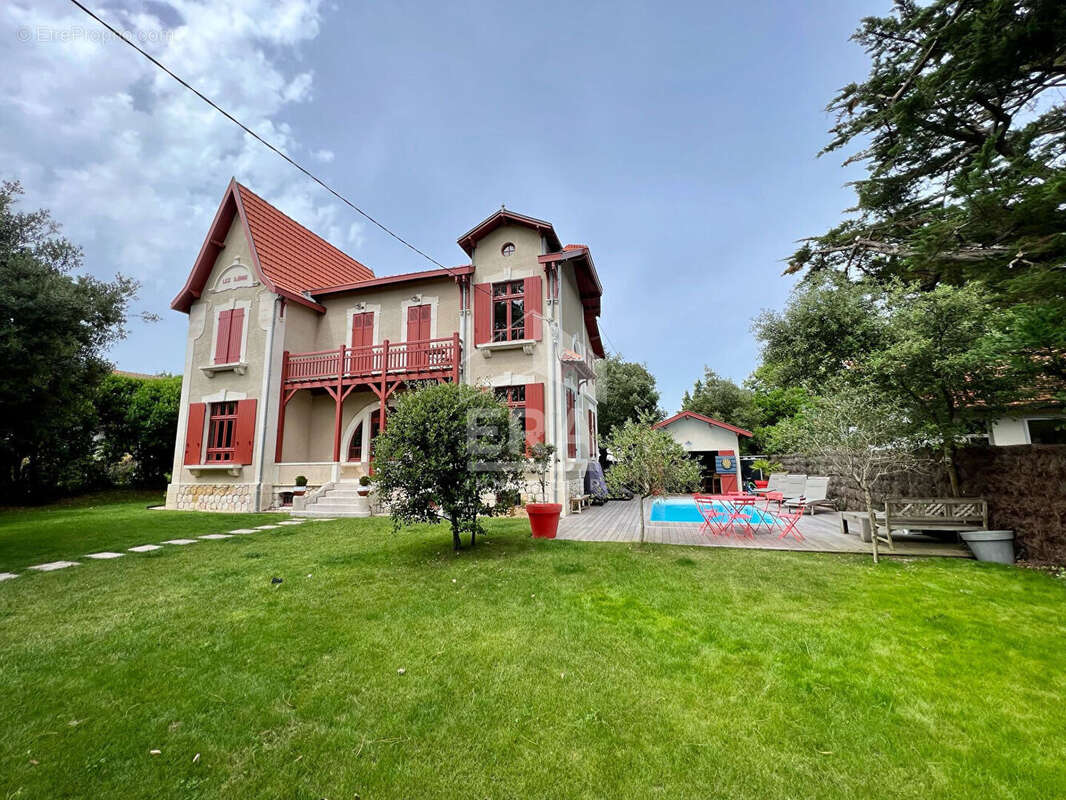 Maison à LE BOUSCAT