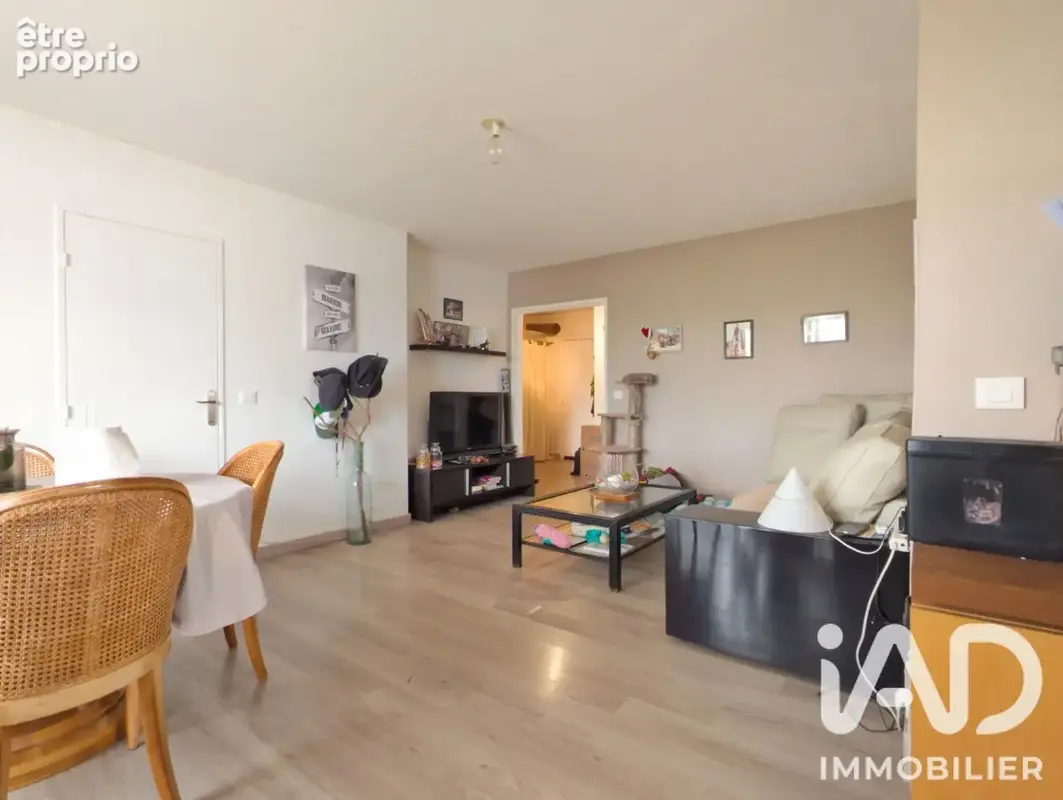 Photo 1 - Appartement à ELANCOURT