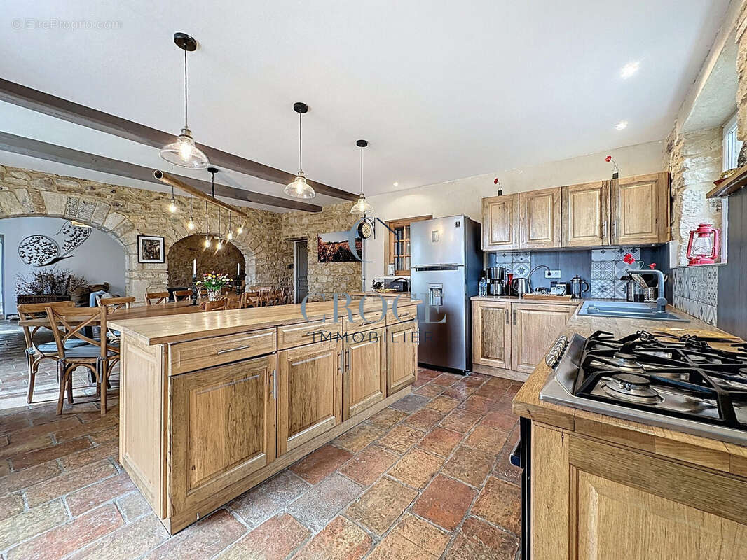 Cuisine mas - Maison à SAINT-MICHEL-D&#039;EUZET