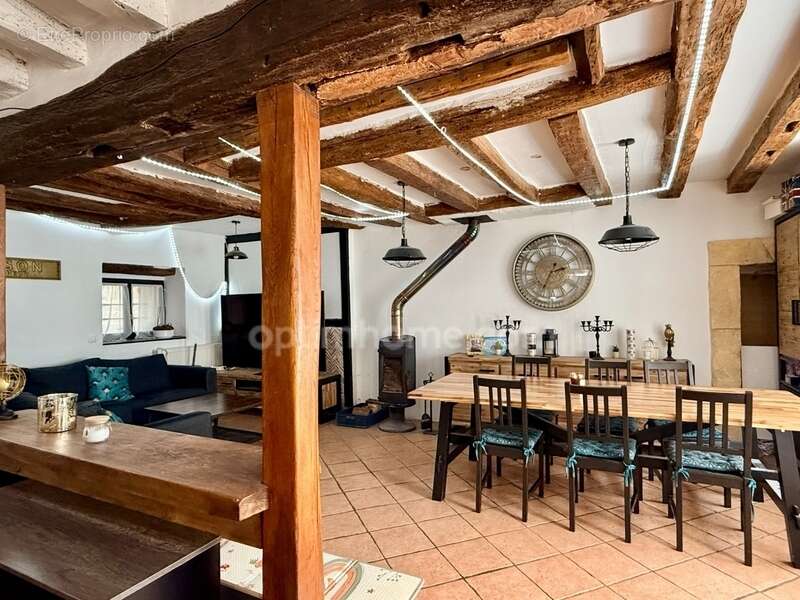 Maison à LA CROIX-EN-BRIE