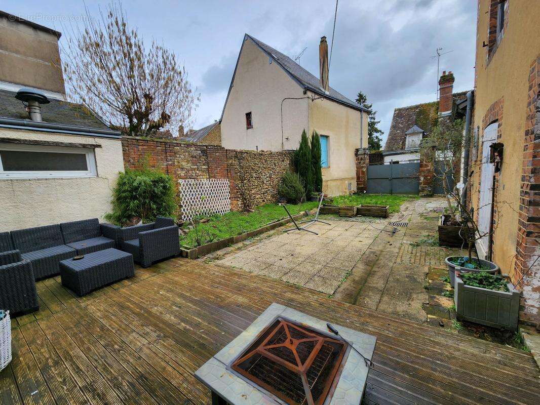 Maison à MONDOUBLEAU