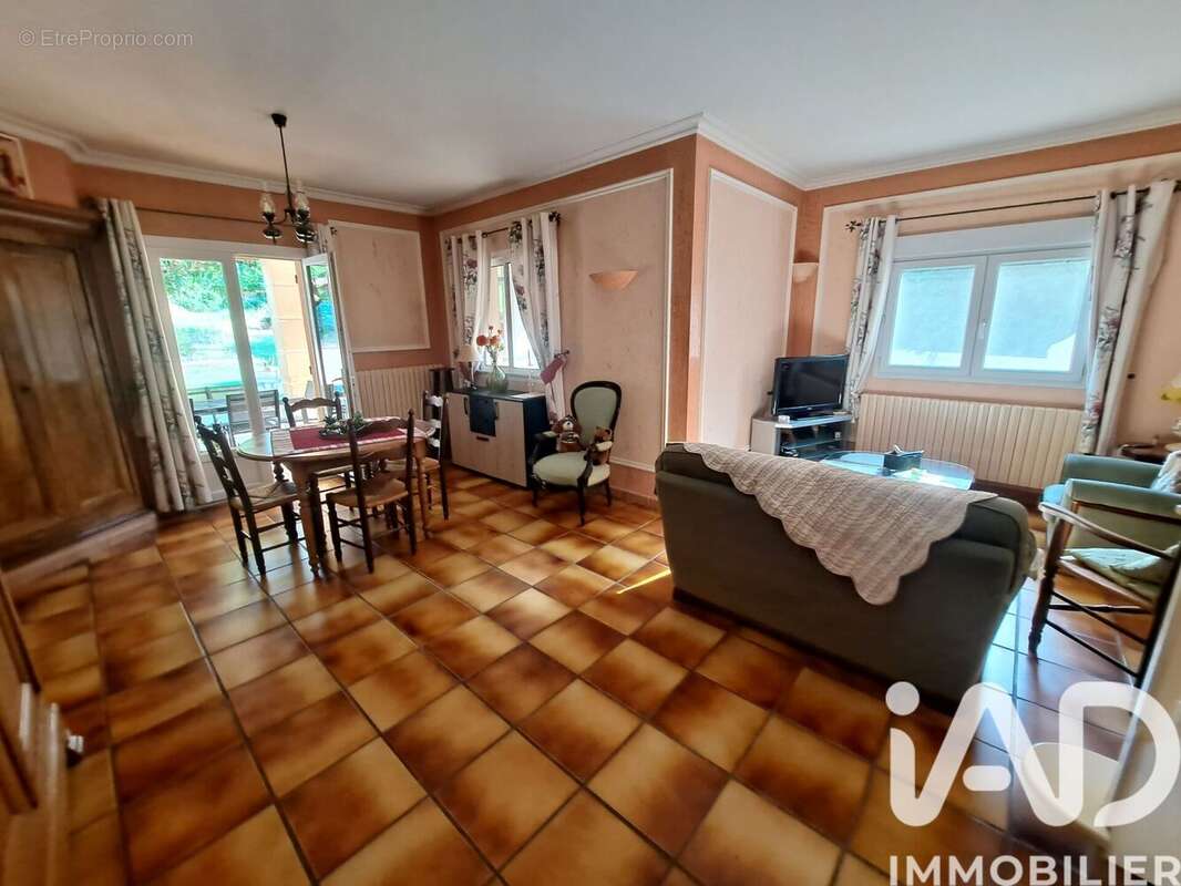 Photo 6 - Maison à GENERAC