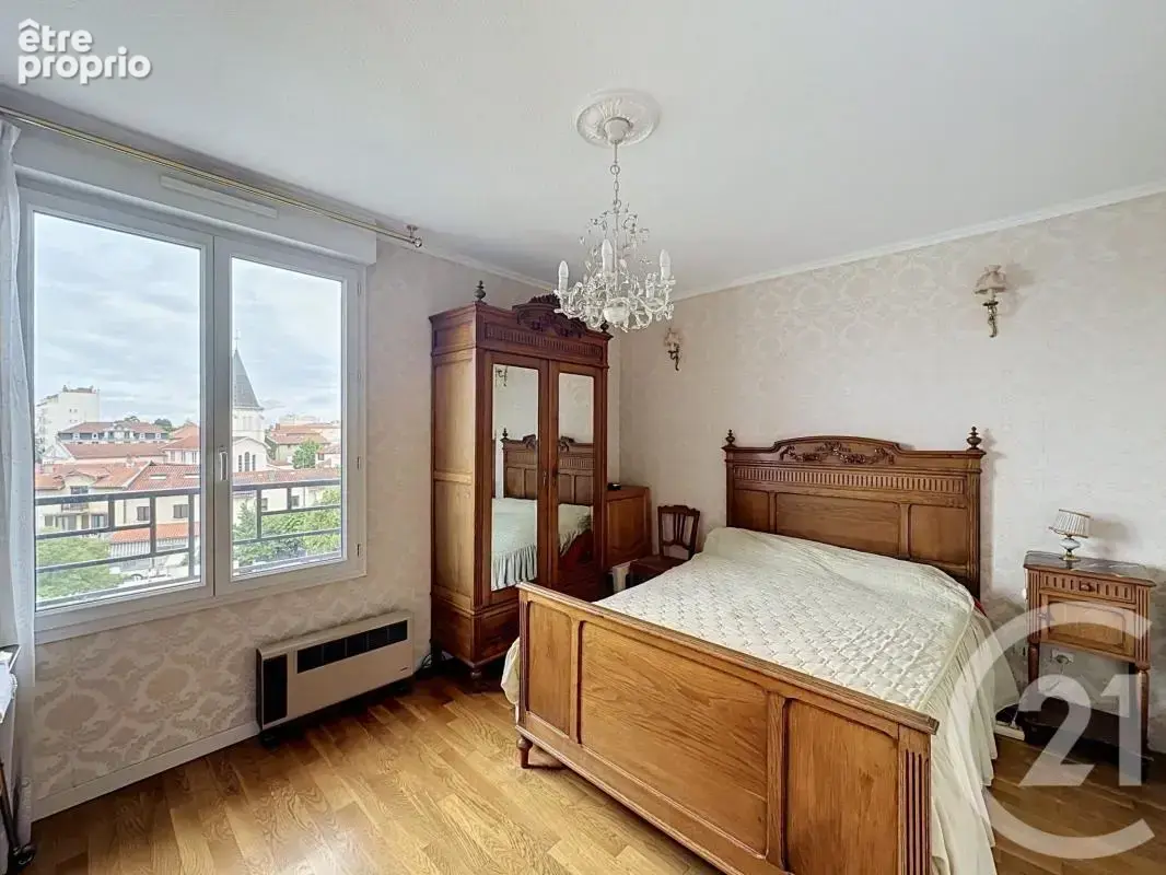 Appartement 88 m² à Venissieux  - photo 9