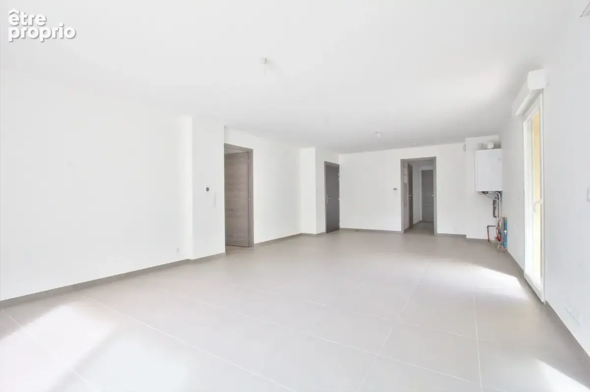 Appartement 4 pièces 89 m² à vendre à Aigueblanche (73260) - photo 2
