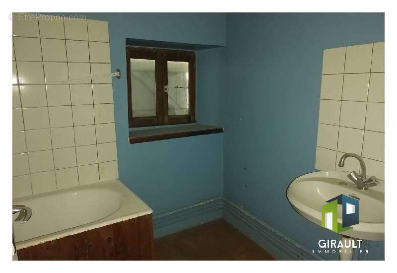 Maison à AUXELLES-BAS