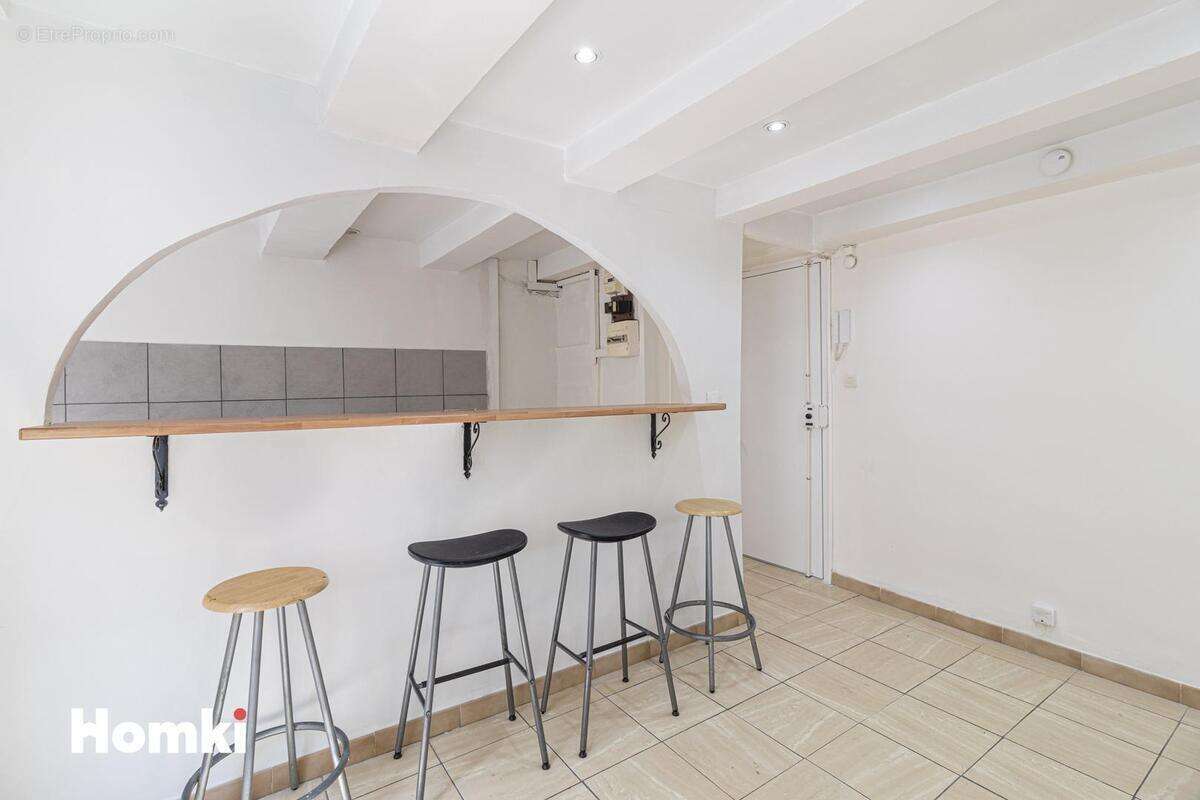 Appartement à MARSEILLE-6E