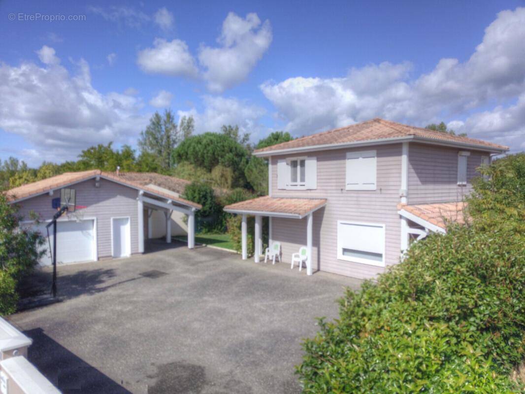 Maison à LE PASSAGE