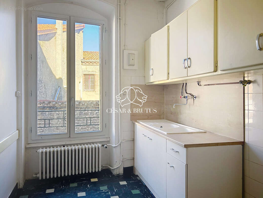 Appartement à SURY-LE-COMTAL