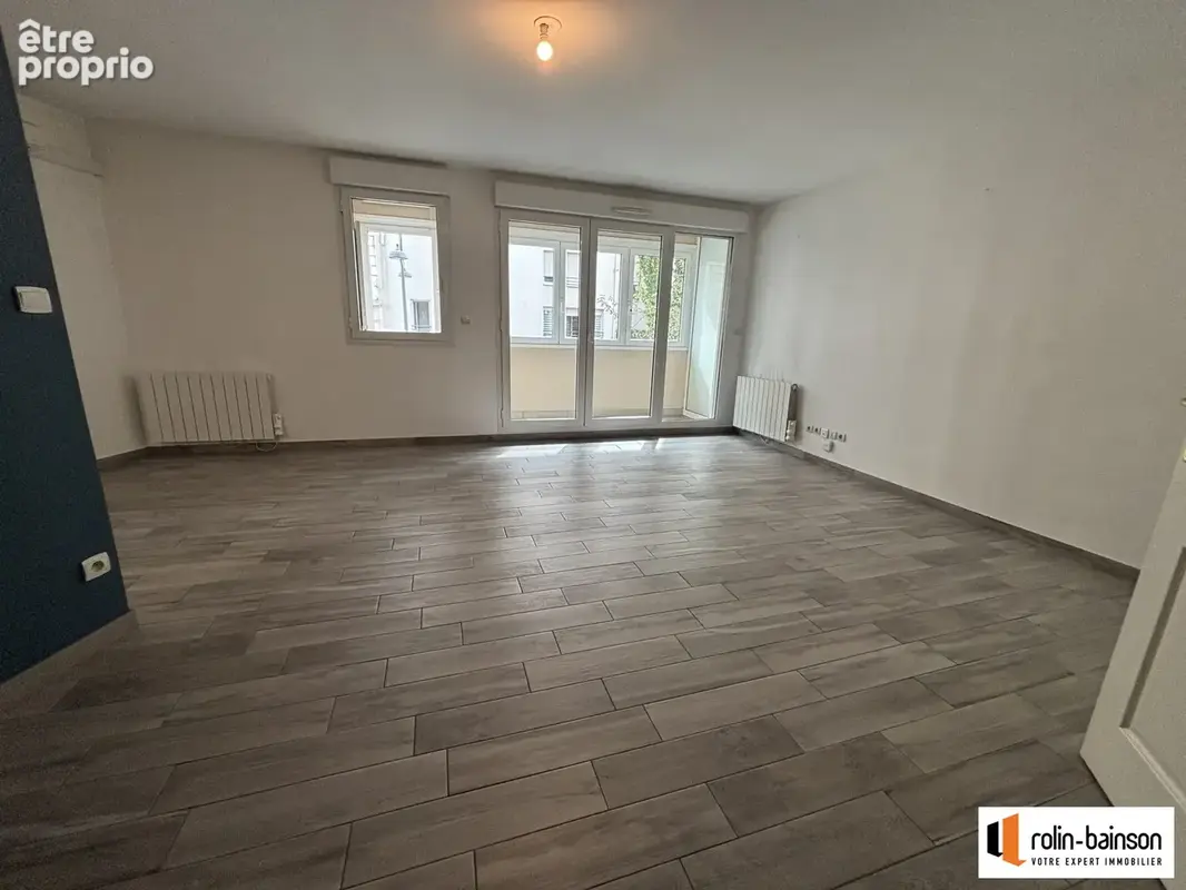 Appartement 3 pièces 77 m² à vendre à Villeurbanne (69100) - photo 3