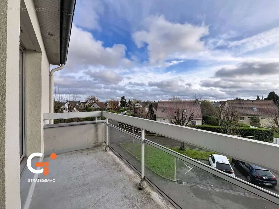 Appartement à LE MESNIL-ESNARD