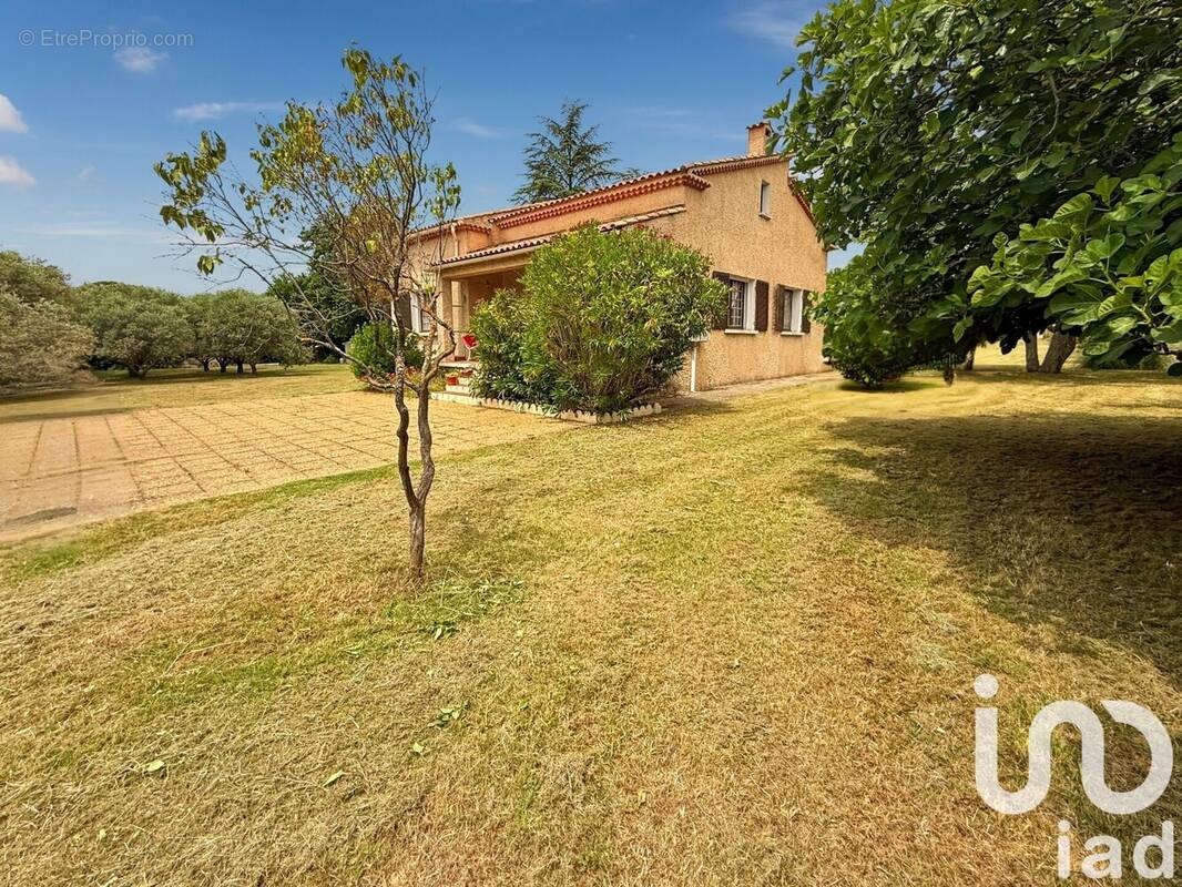 Photo 1 - Maison à SAINT-ZACHARIE