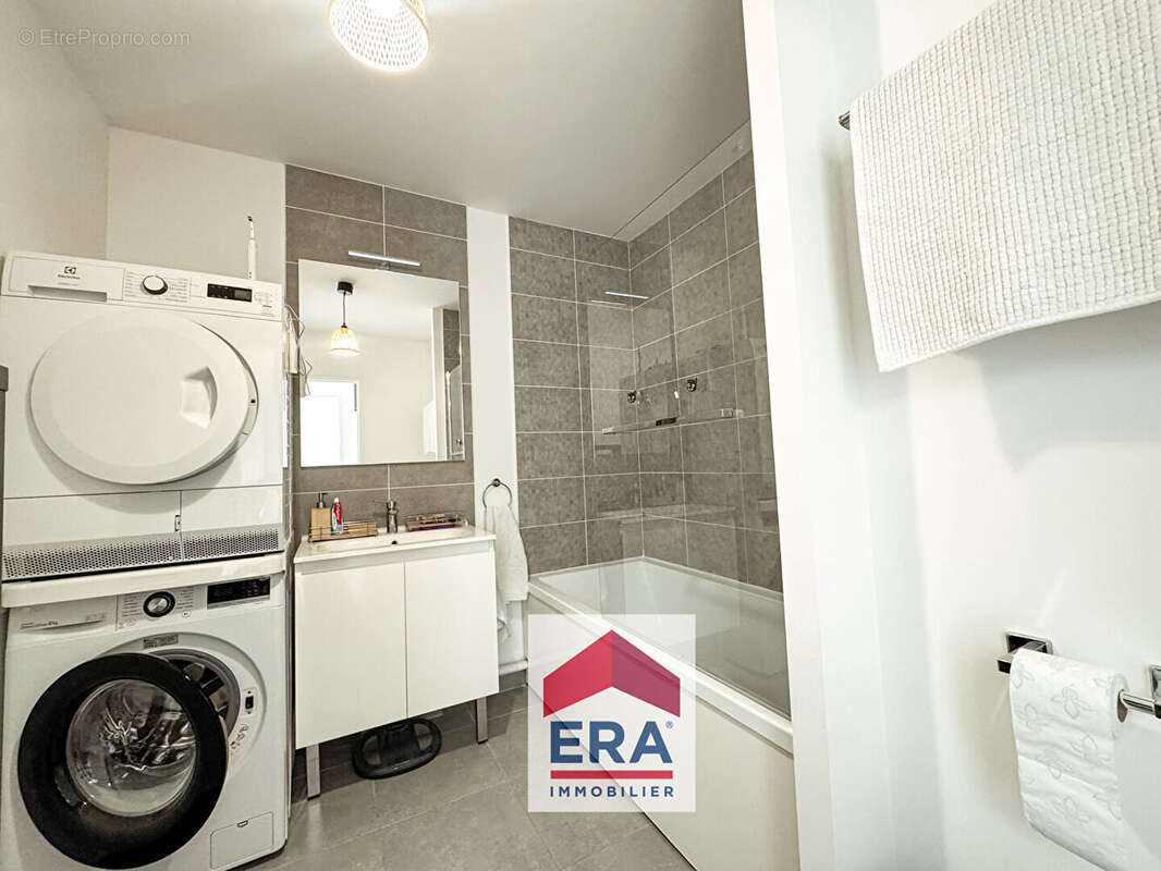 Appartement à SARTROUVILLE