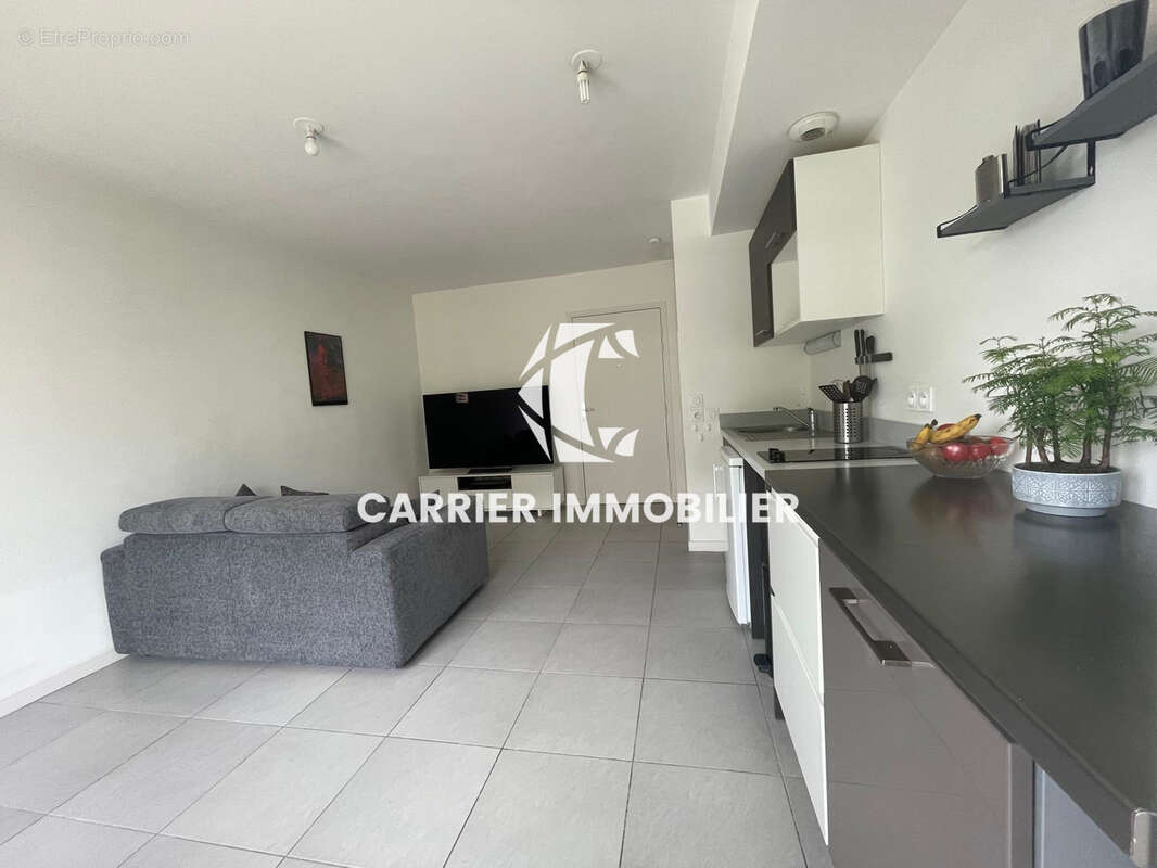 Appartement à TASSIN-LA-DEMI-LUNE