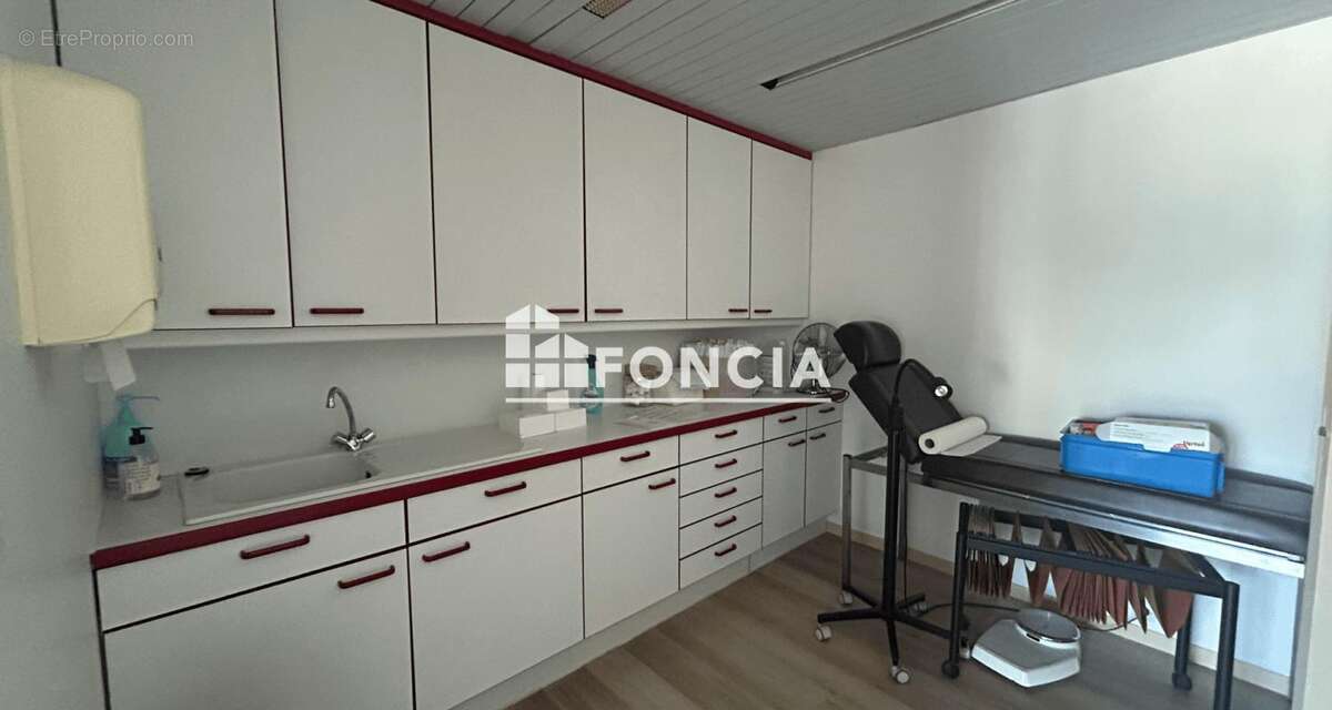 À Vendre Local commercial de 65 m² en hypercentre Victor Hugo - photo 4