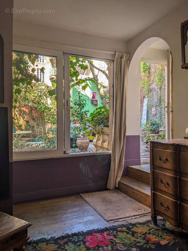 Appartement à PARIS-18E