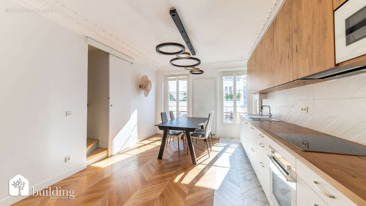 Appartement à NEUILLY-SUR-SEINE