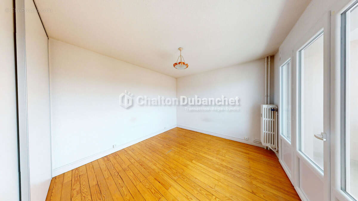 Roanne - appartement t2 47.7m² avec garage - photo 4
