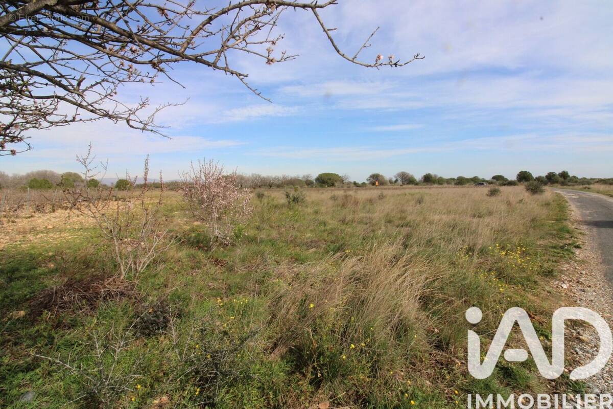 Photo 1 - Terrain à PEYRESTORTES