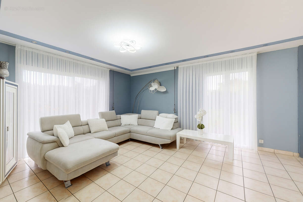 Maison à LA COTE-SAINT-ANDRE