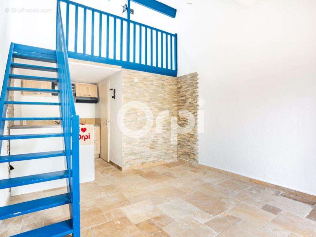 Maison à TOURRETTES