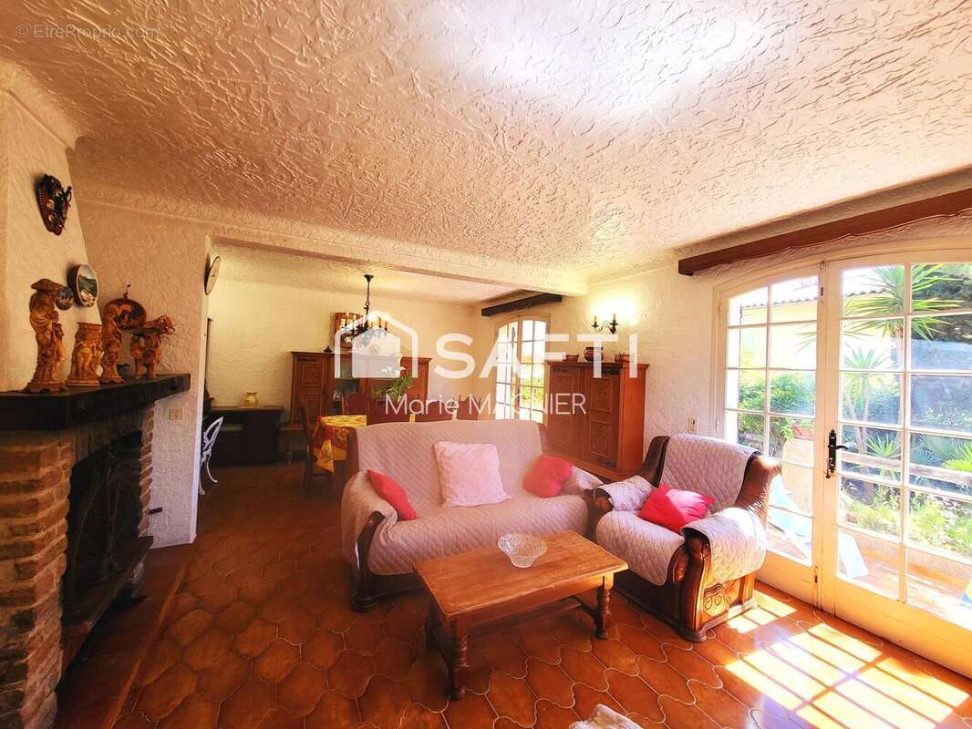 Photo 6 - Maison à LA CROIX-VALMER