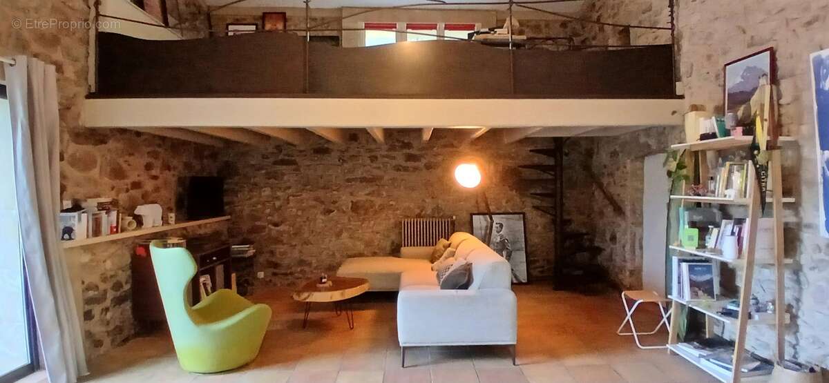 Maison à CESSENON-SUR-ORB