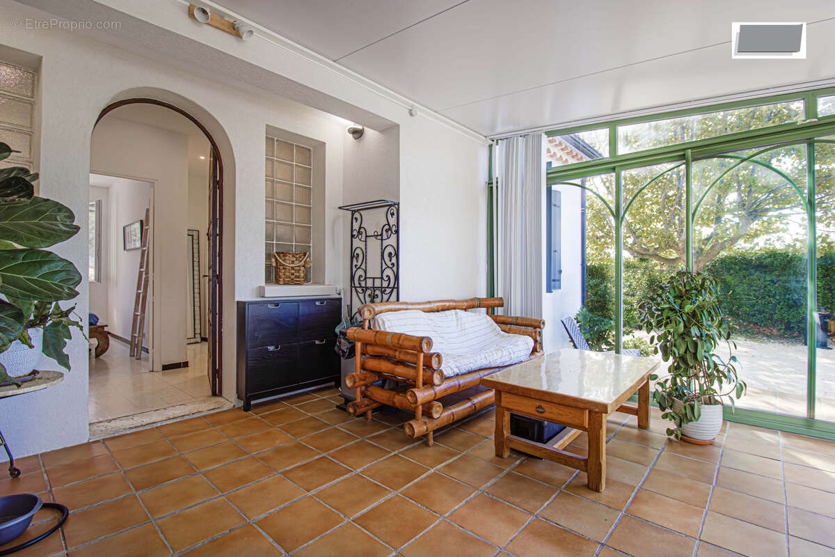 Maison à LE CASTELLET