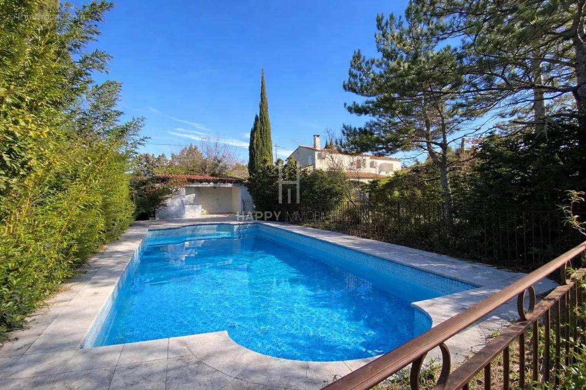 Maison à MAUSSANE-LES-ALPILLES