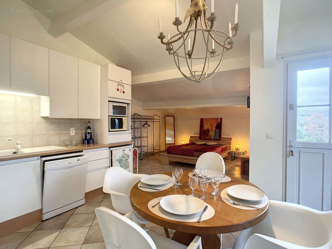 Maison à LA LIVINIERE