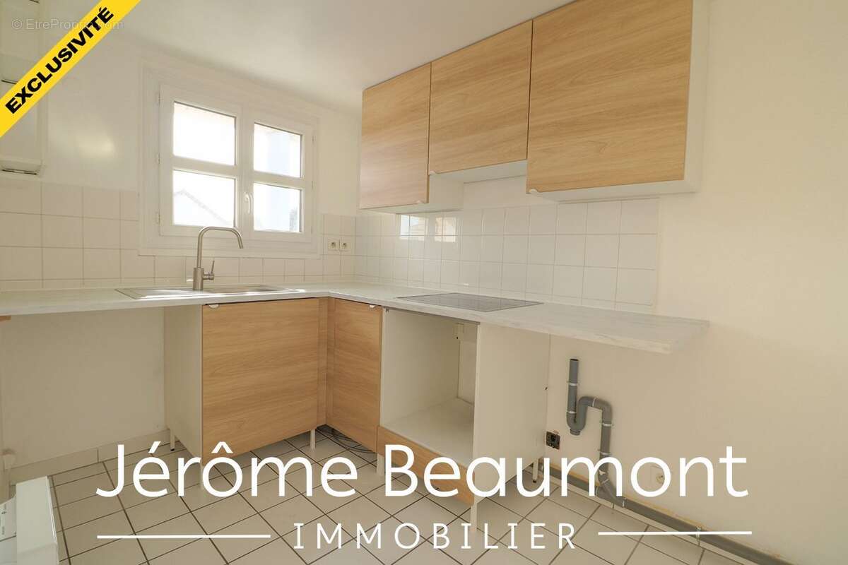 Appartement à EZANVILLE