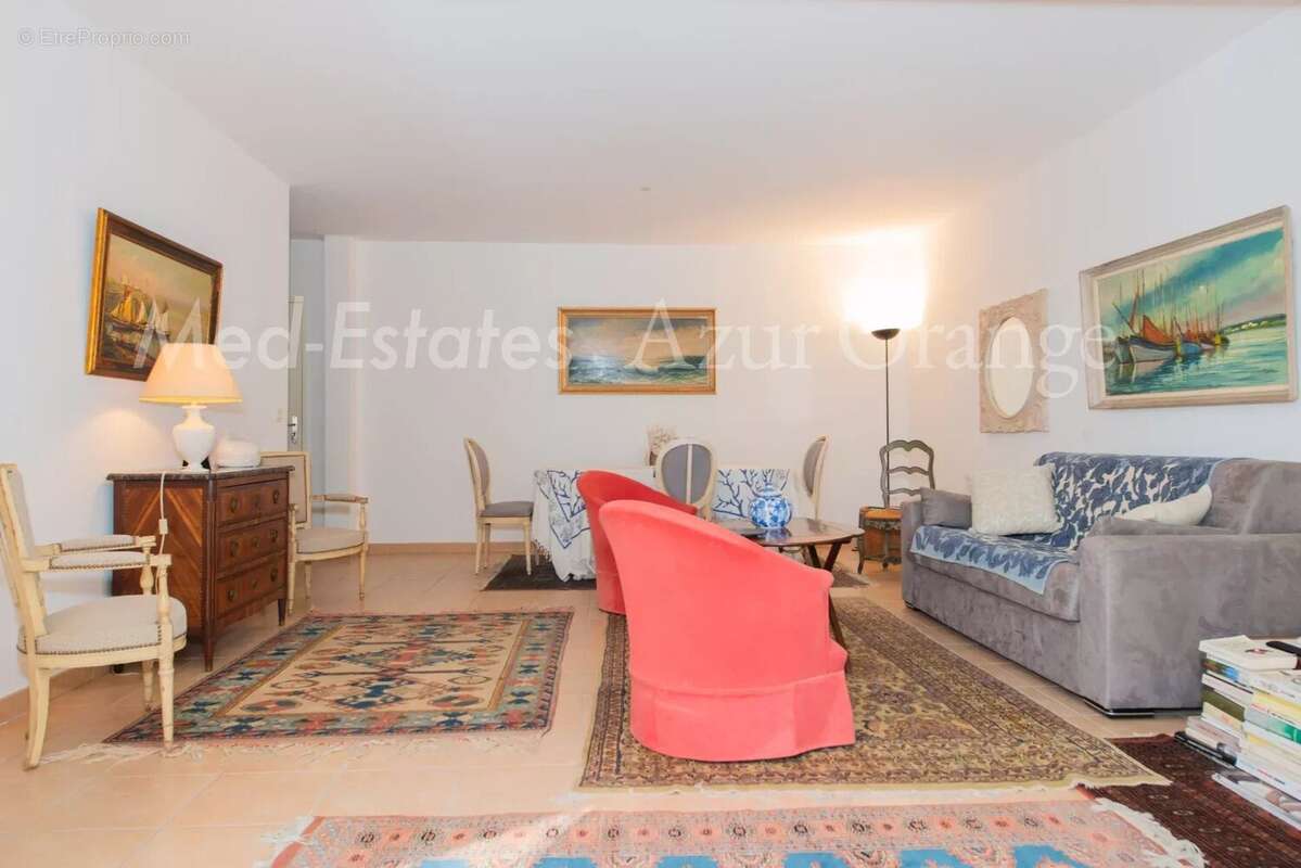 Appartement à GASSIN