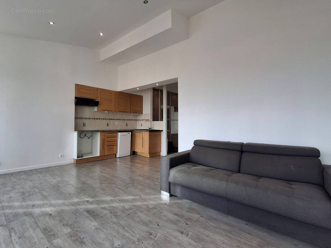 Appartement à MARSEILLE-2E