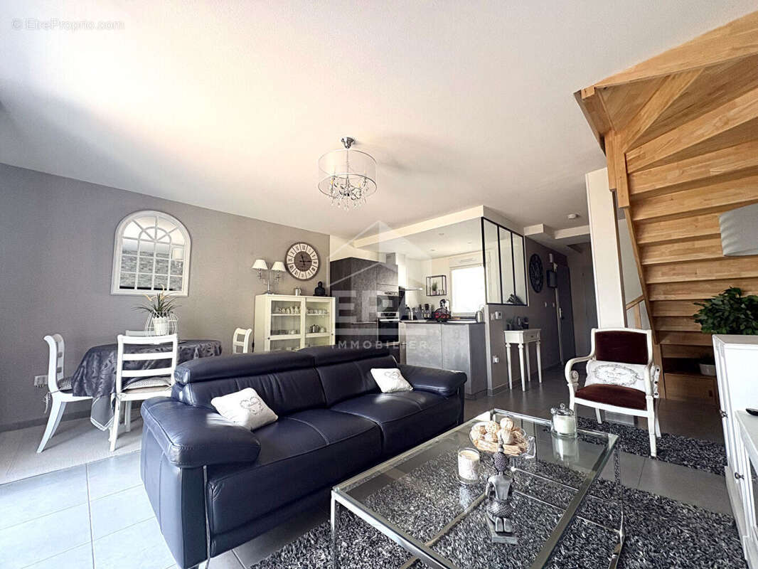 Belle maison recente, 3 chambres avec garage et jardin - photo 2