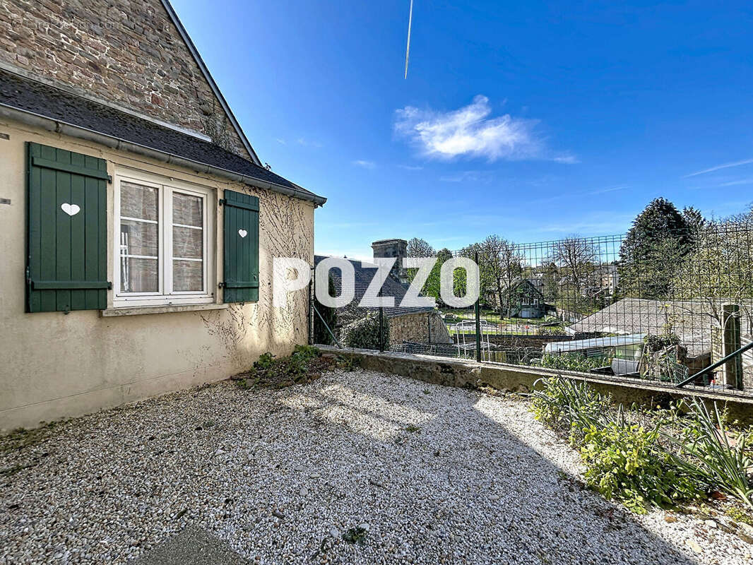 Maison à VILLEDIEU-LES-POELES