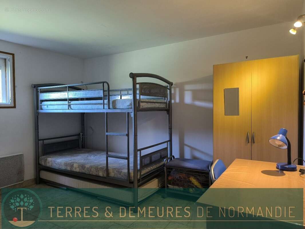 Maison à CORMEILLES