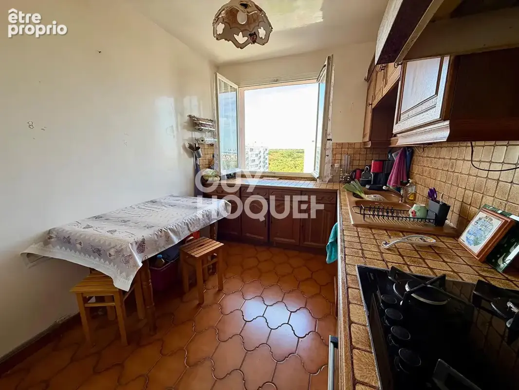 Meudon-la-forêt - 4 pièces - 77,17 m² - 10e étage - vue dégagée -terrasse, balcon, cave et parking - photo 15
