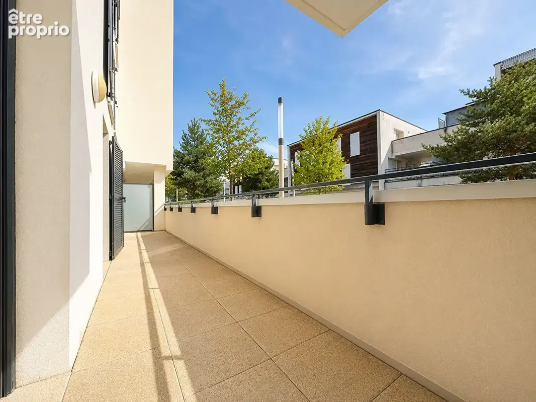 Appartement à SAINT-JEAN-DE-BRAYE