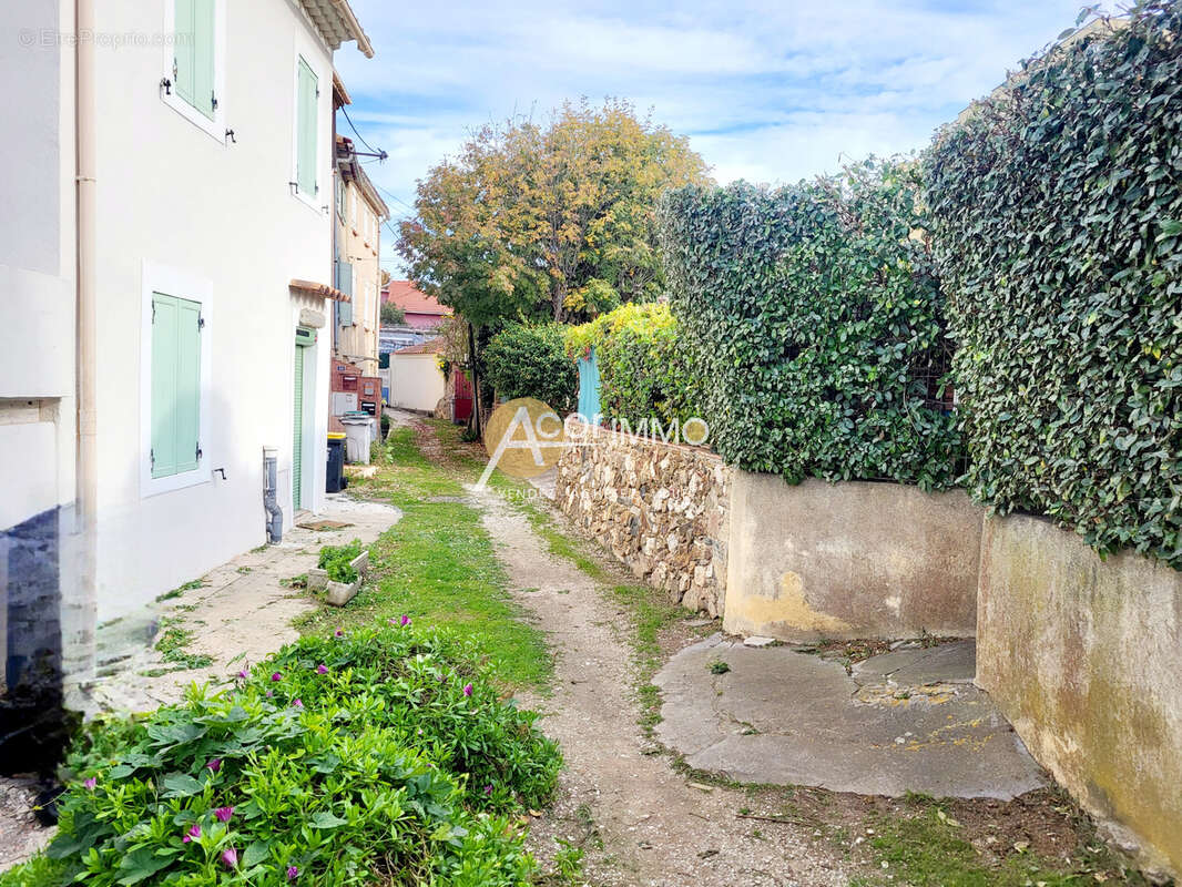 Six Fours Les Plages, La Mascotte, Maison T3 de 61m2 avec jardin - photo 4